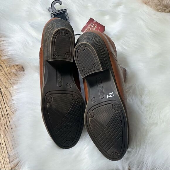 Brown Ankle Boots - Picture 7 of 8